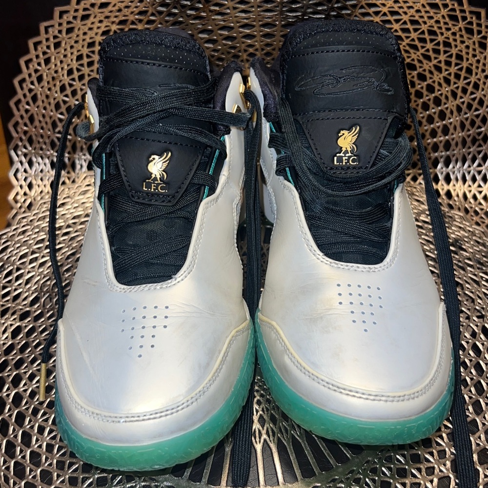 Nike Zoom LeBron NXXT Gen AMPD
Liverpool FC (Translucent Sole)